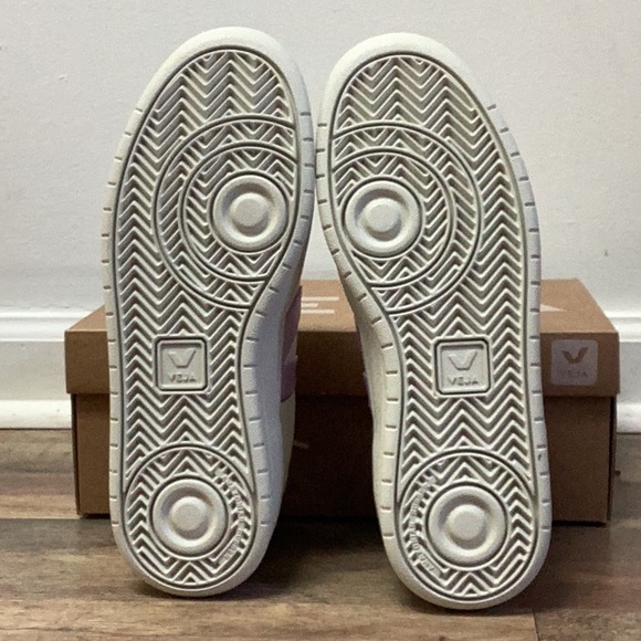 Veja V-10 CWL - Picture 4 of 4